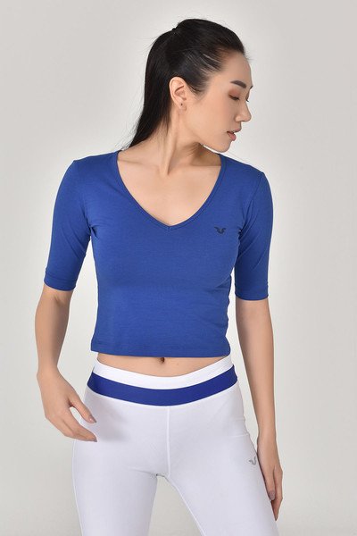 BİLCEE - Kadın Mavi V Yaka Sırt Detaylı Yarım Kol Pamuklu Yoga Tişört 8105
