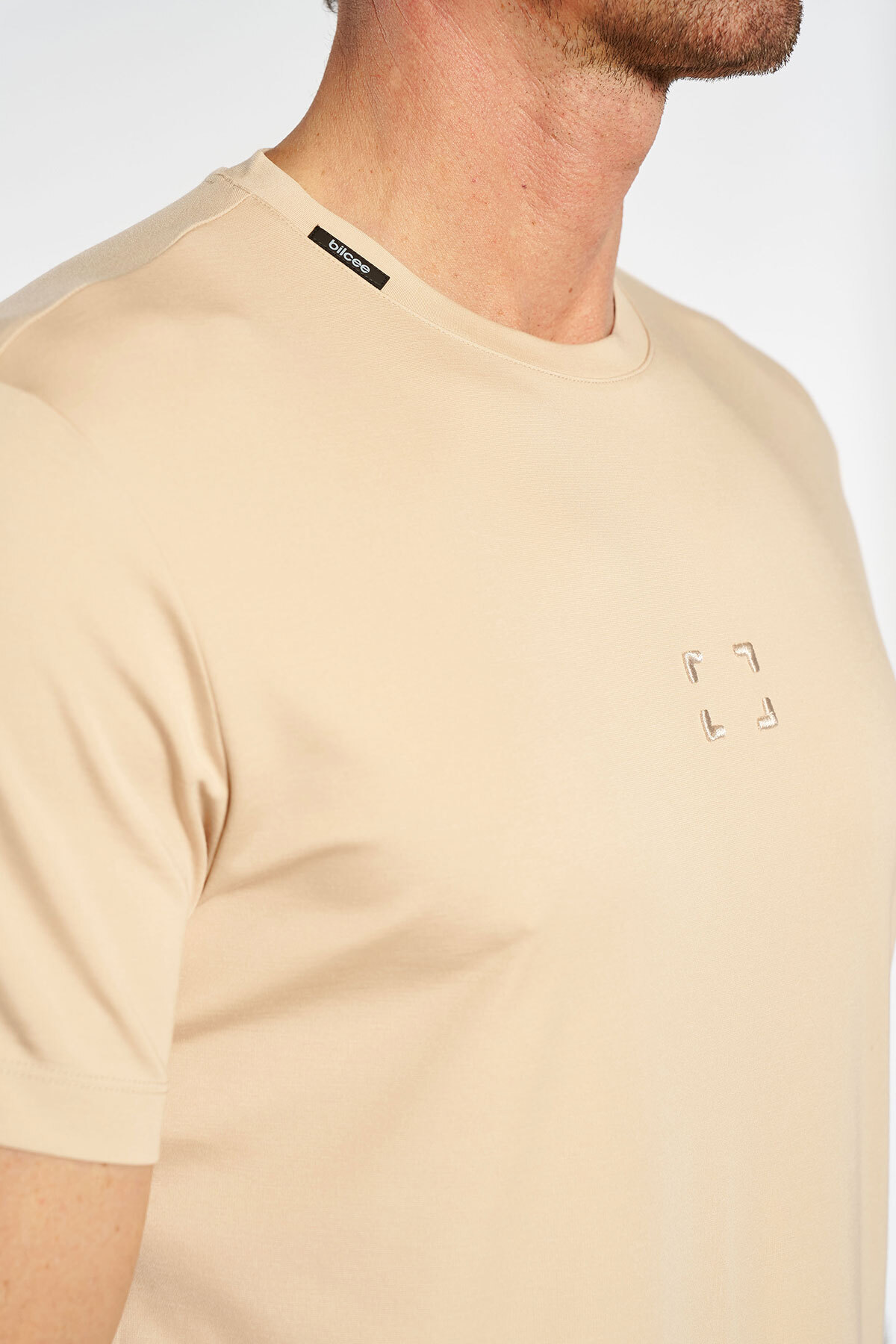Erkek Bej Premium Desenli Tişört | 4916 - BİLCEE (1)