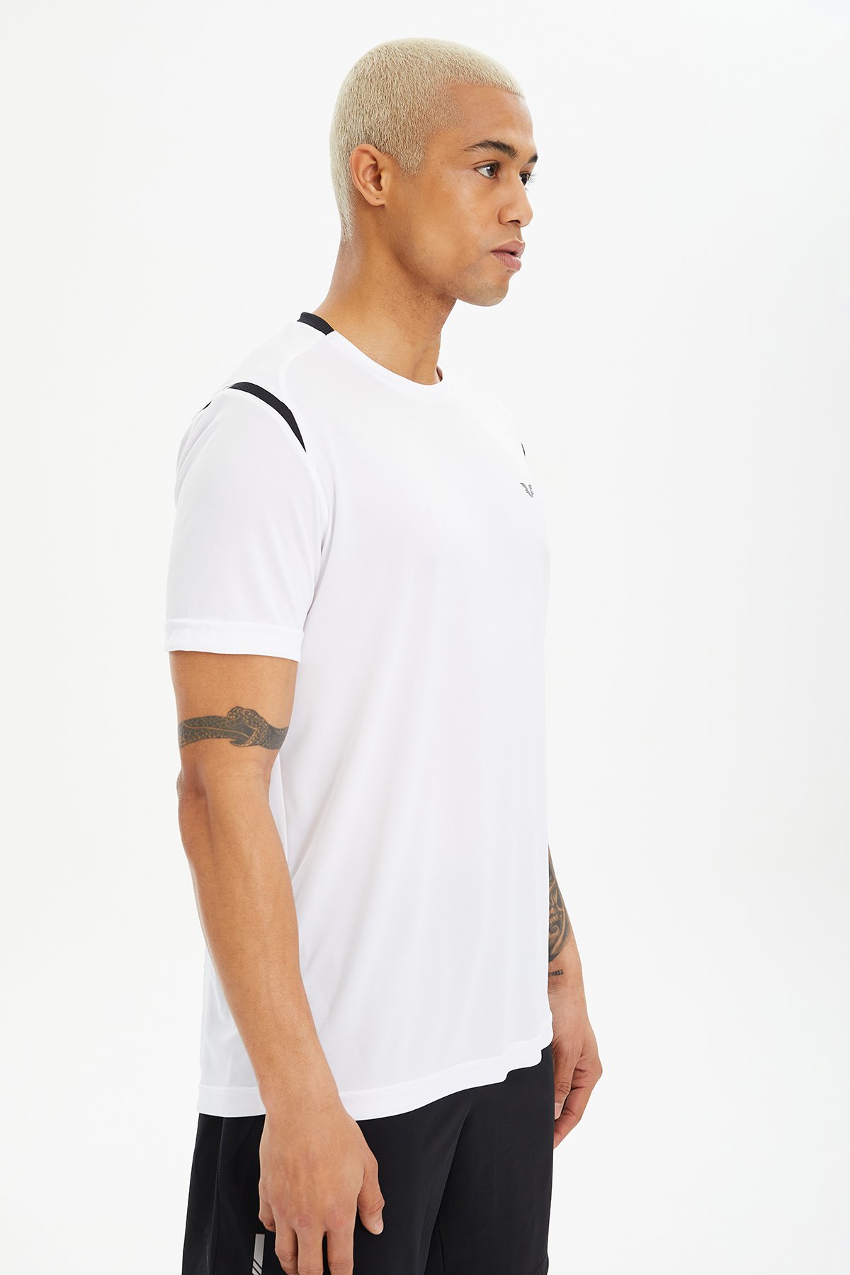 Erkek Beyaz İnce-Hafif Hızlı Kuruyan Sporcu Tişört 0635