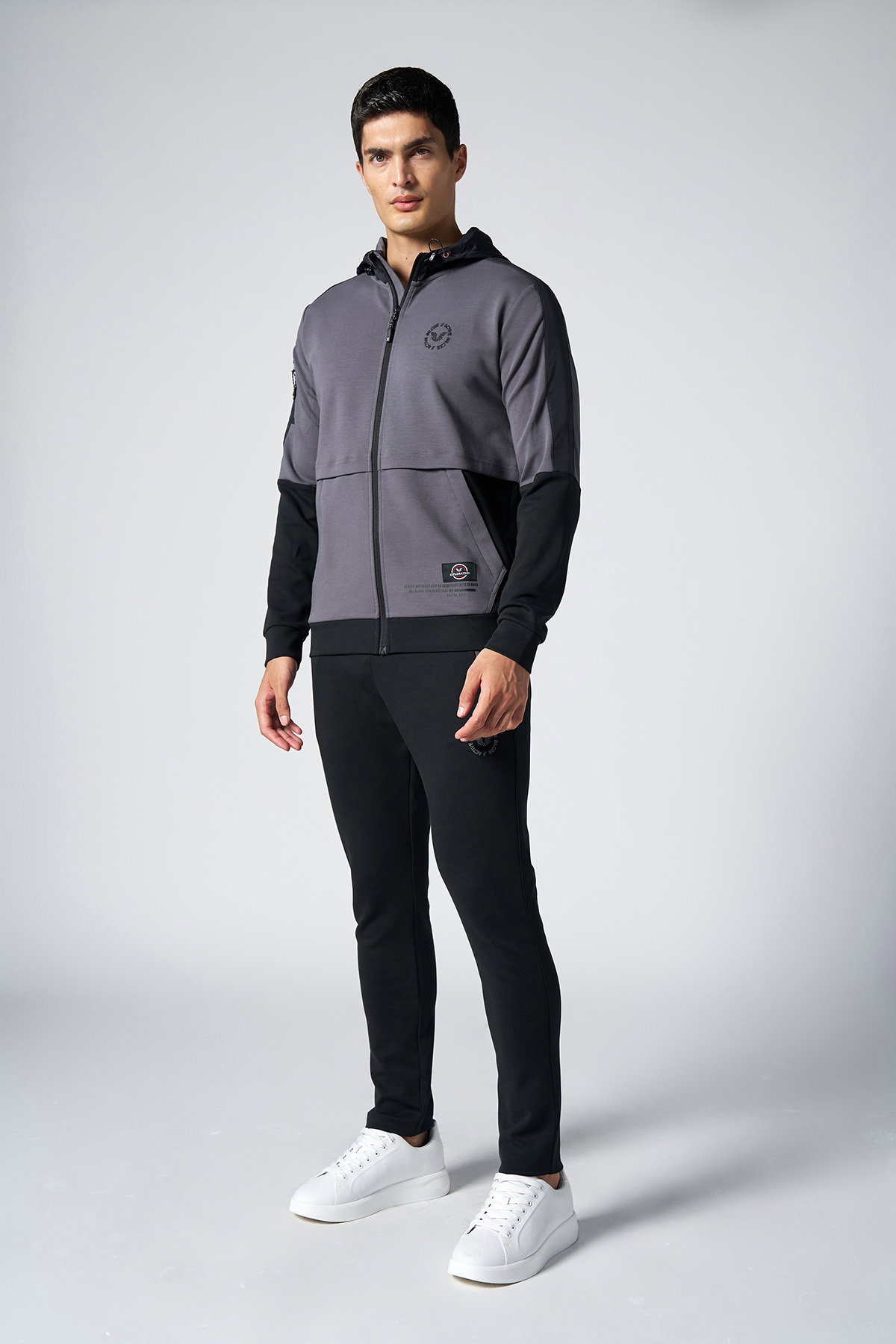 Erkek Gri Kapüşonlu Likralı Pamuklu Eşofman Takım | 1525 - BİLCEE