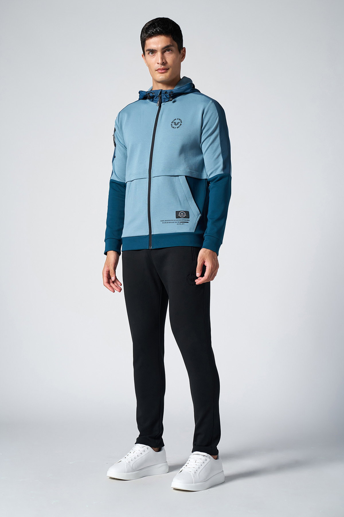 Erkek Mavi Kapüşonlu Likralı Pamuklu Eşofman Takım | 1525 - BİLCEE