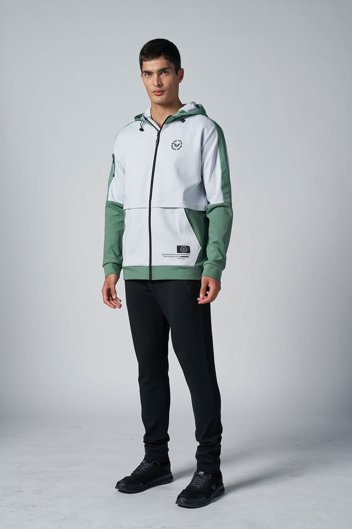 Erkek Yeşil Kapüşonlu Likralı Pamuklu Eşofman Takım | 1525 - BİLCEE