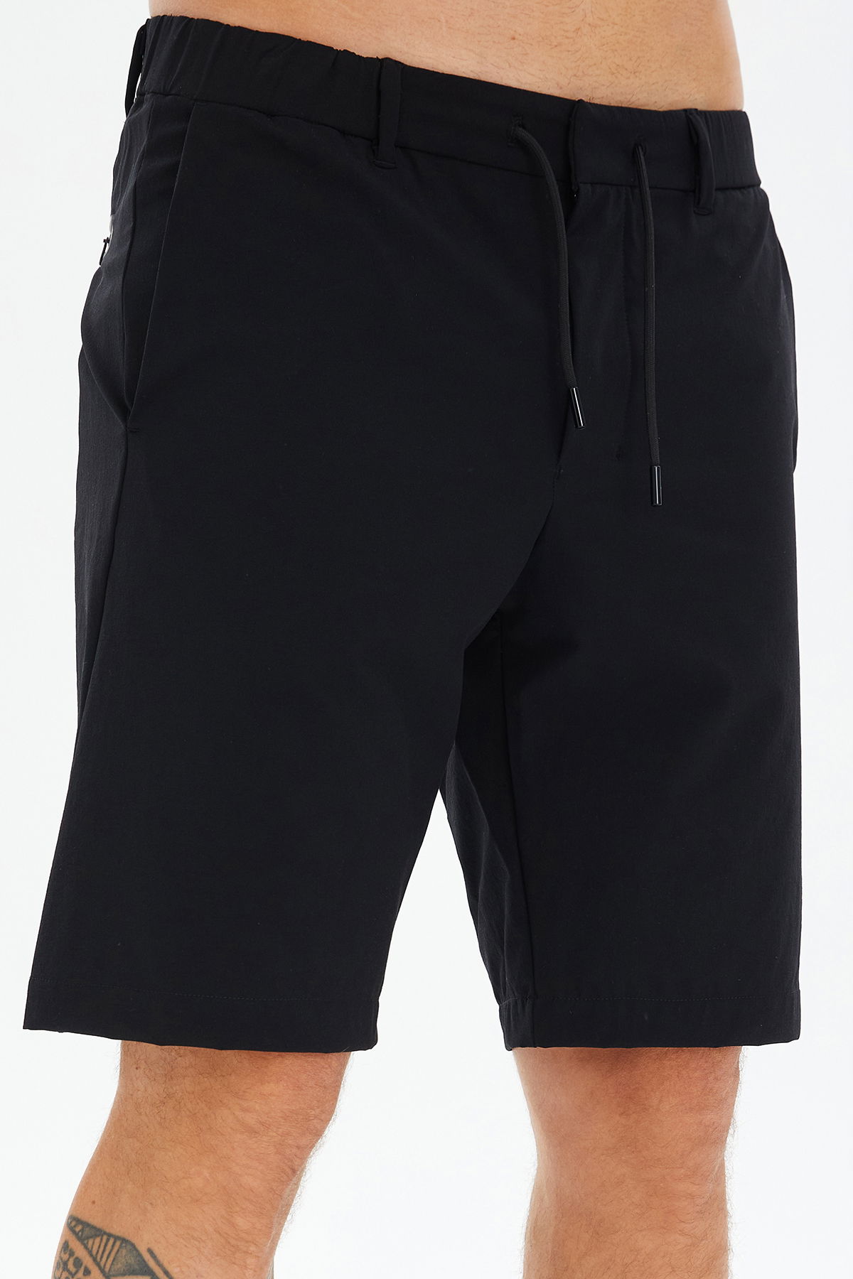 Erkek Siyah Likralı Dokuma Cepli Bermuda Şort | 0789 - BİLCEE (1)