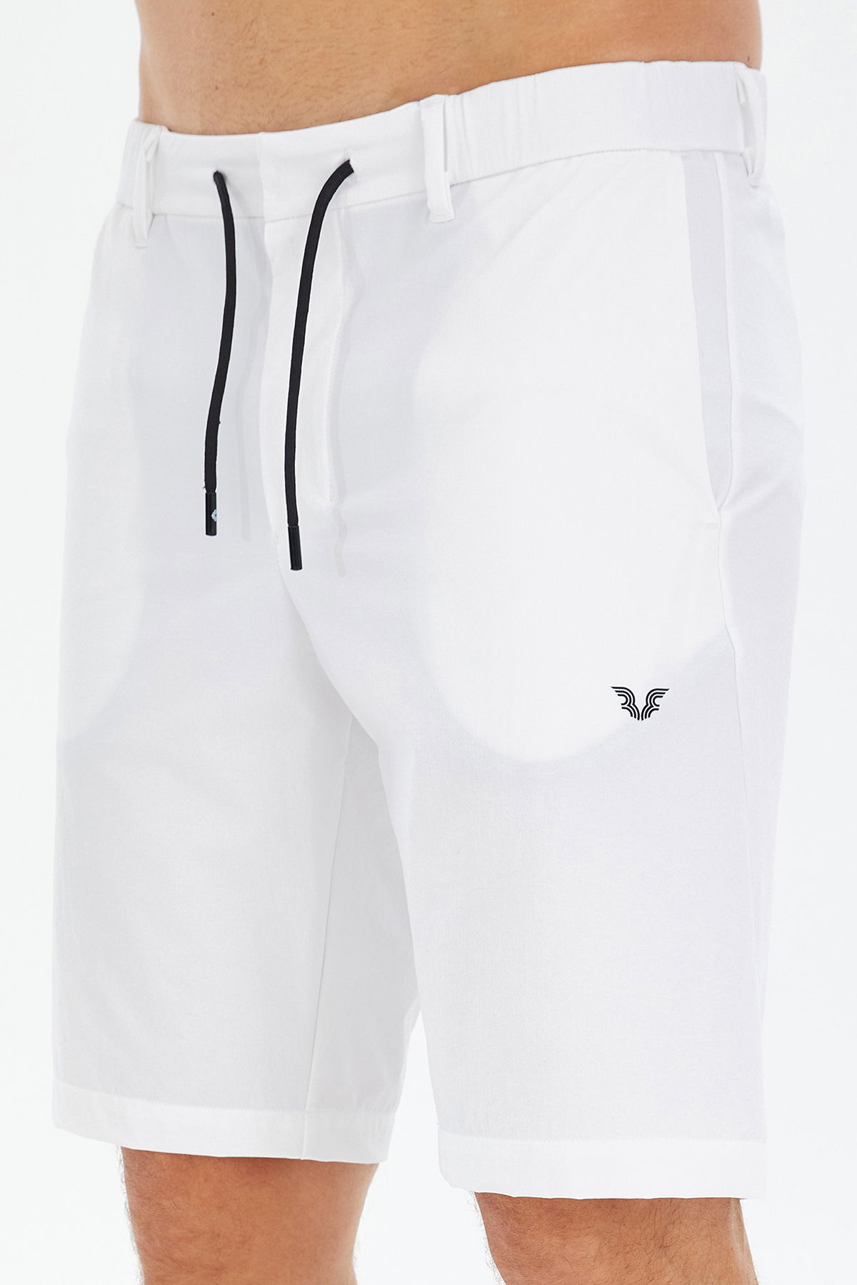 Erkek Beyaz Likralı Dokuma Cepli Bermuda Şort | 0789 - BİLCEE