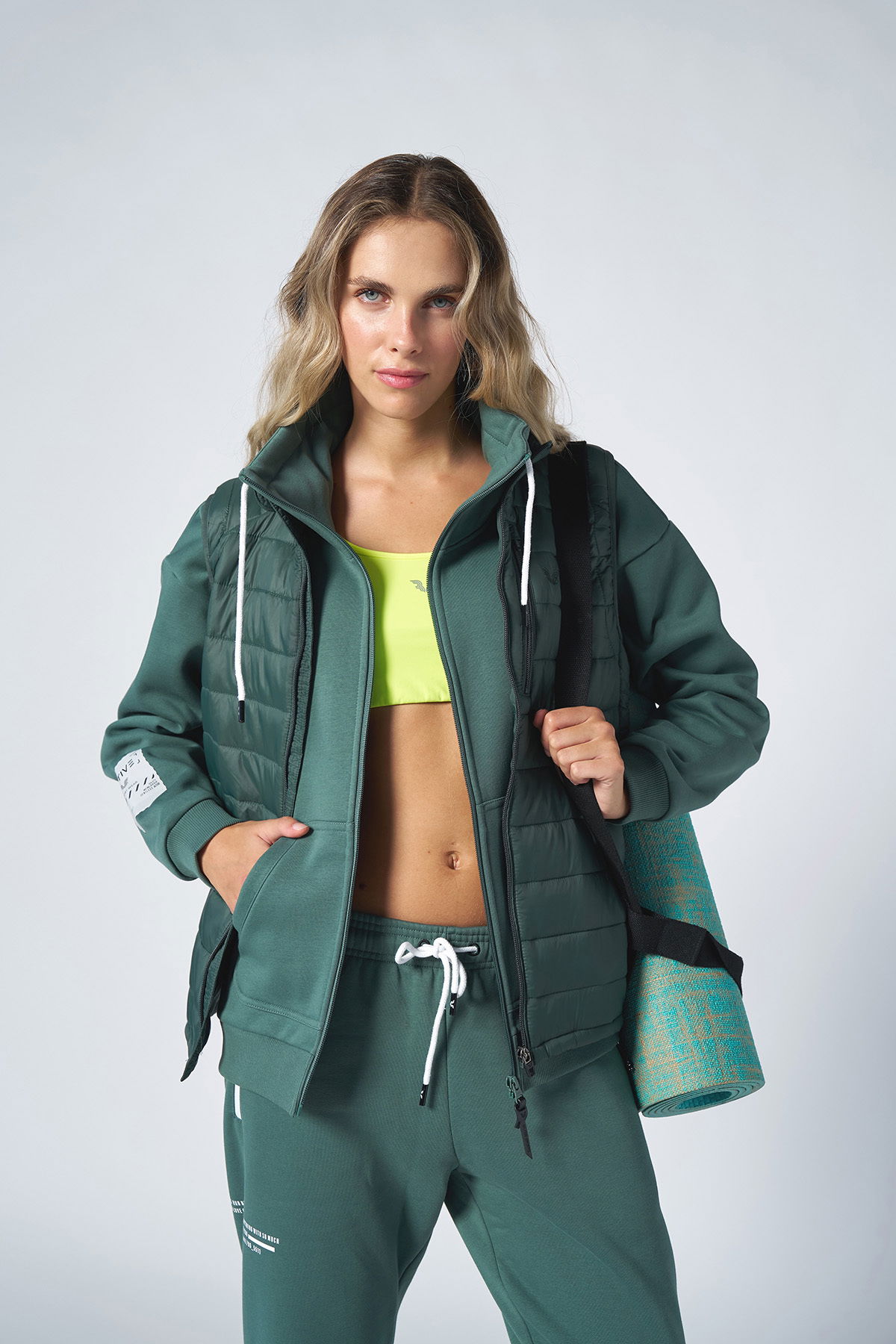 Kadın Yeşil 3 İplik Şardonlu Lastik Paça Fermuarlı Eşofman Takım | 1595 - BİLCEE (1)