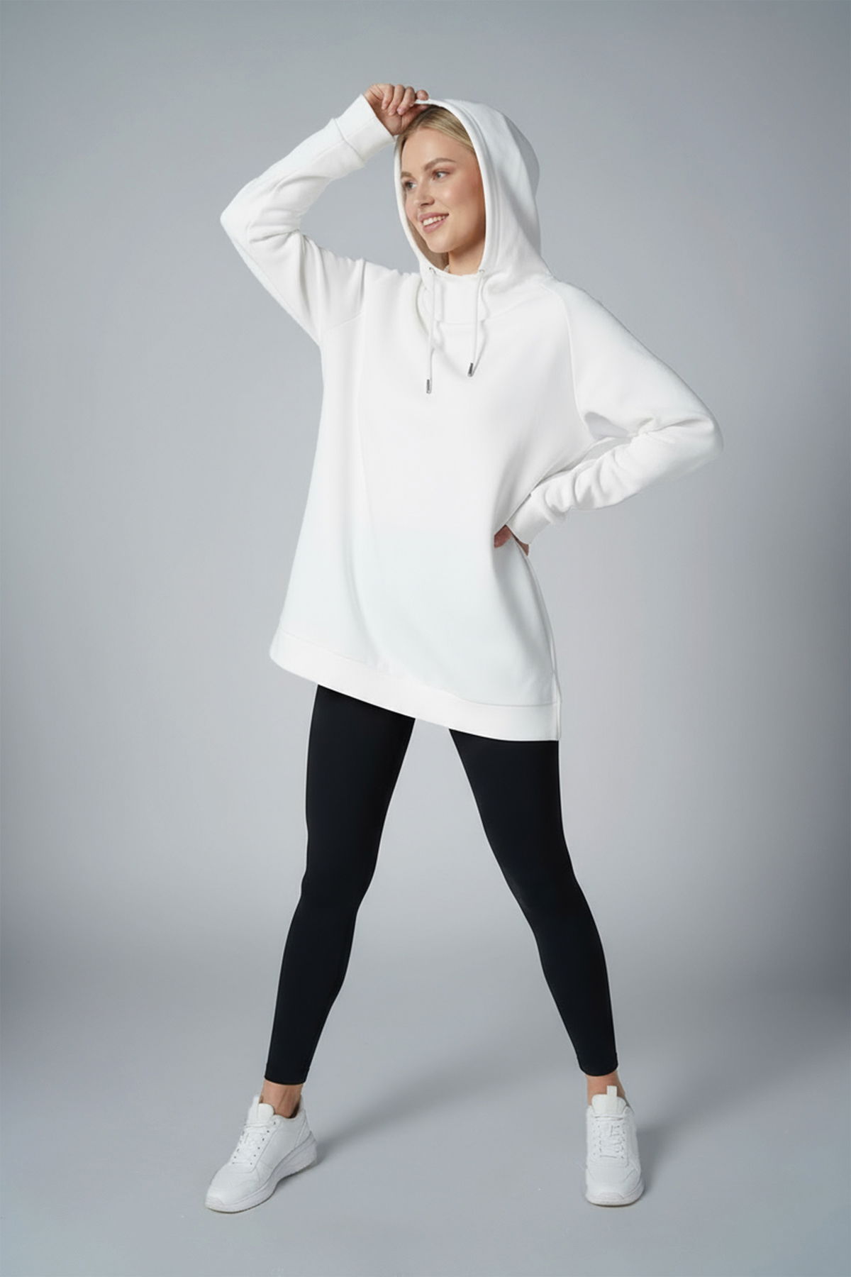  Kadın Beyaz Fırçalı Yumuşak Dokulu Kapişonlu Uzun Boy Owersize Sweatshırt |4785 - BİLCEE (1)