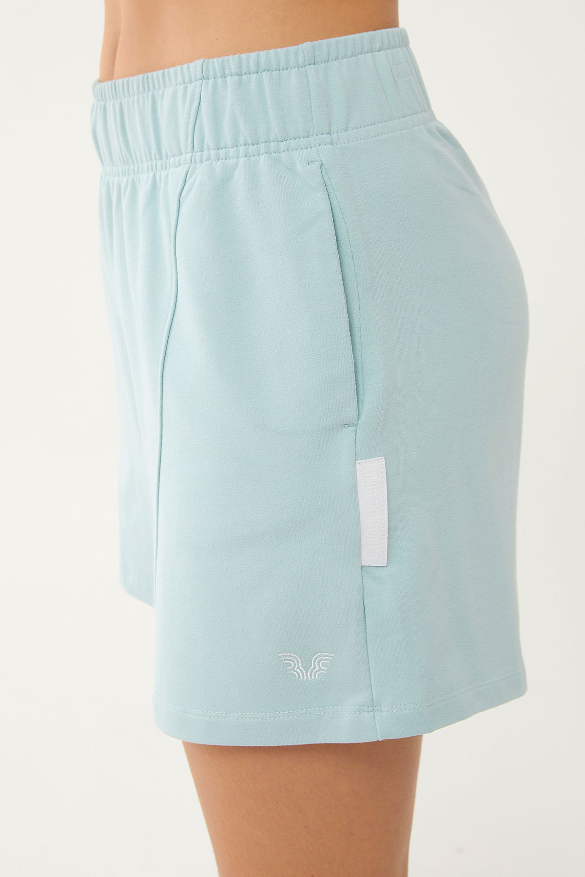 Kadın Nil Yeşili Bol Cepli Organik Pamuklu Kısa Spor Şort | 0721 - BİLCEE