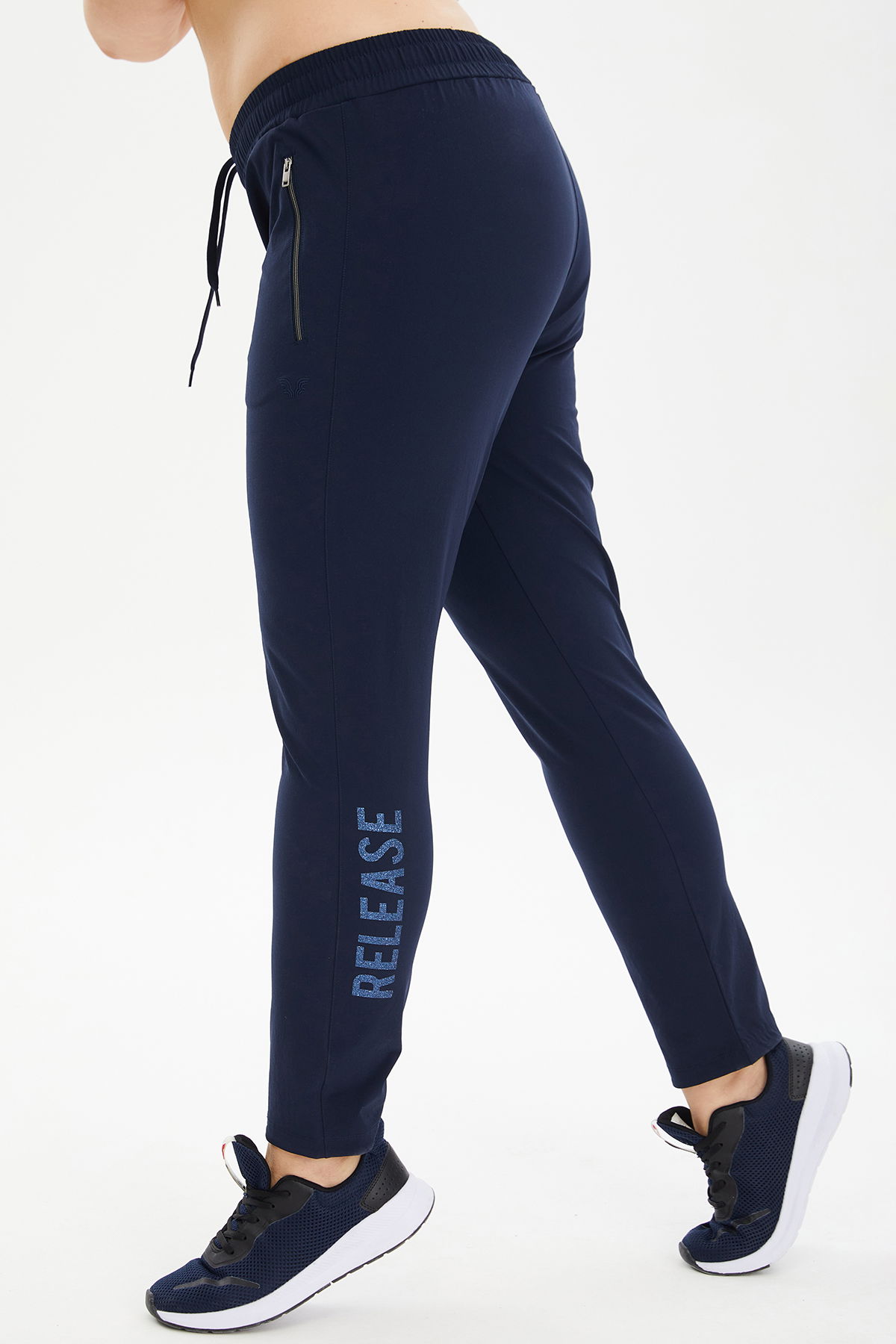 Kadın Lacivert Büyük Beden Dokuma Dar Paça Outdoor Eşofman Altı | 0806 - BİLCEE (1)