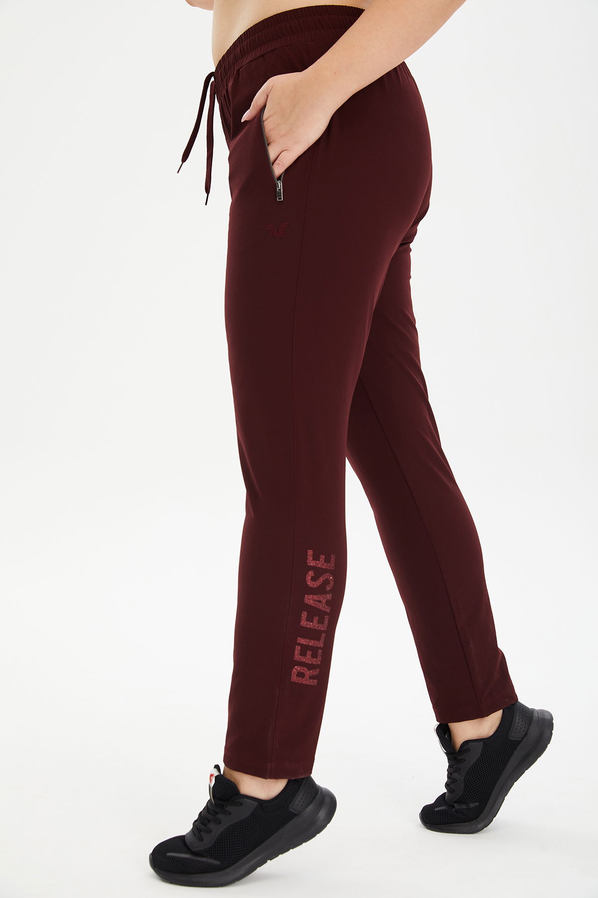 Kadın Bordo Büyük Beden Dokuma Dar Paça Outdoor Eşofman Altı | 0806 - BİLCEE