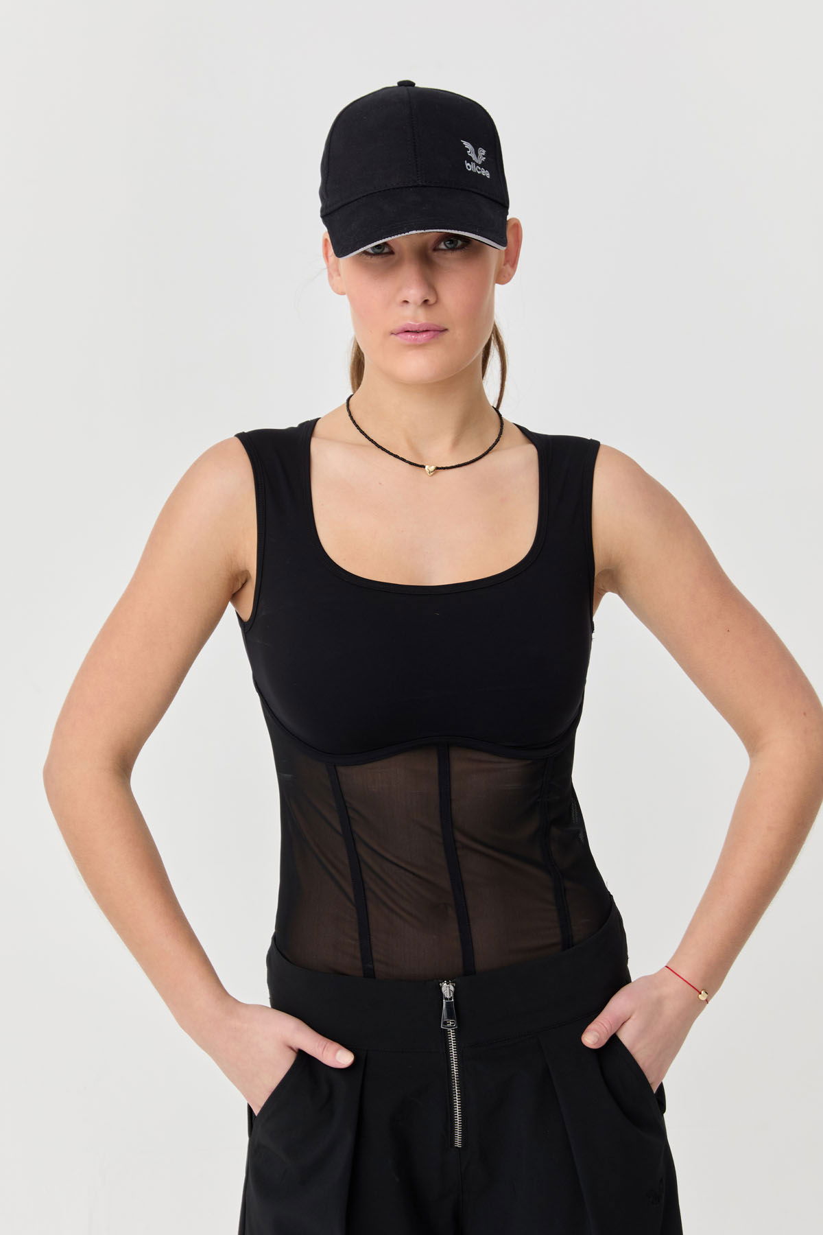 Kadın Transparan Detaylı Sıfır Kol Siyah Crop Body | 9761 - BİLCEE