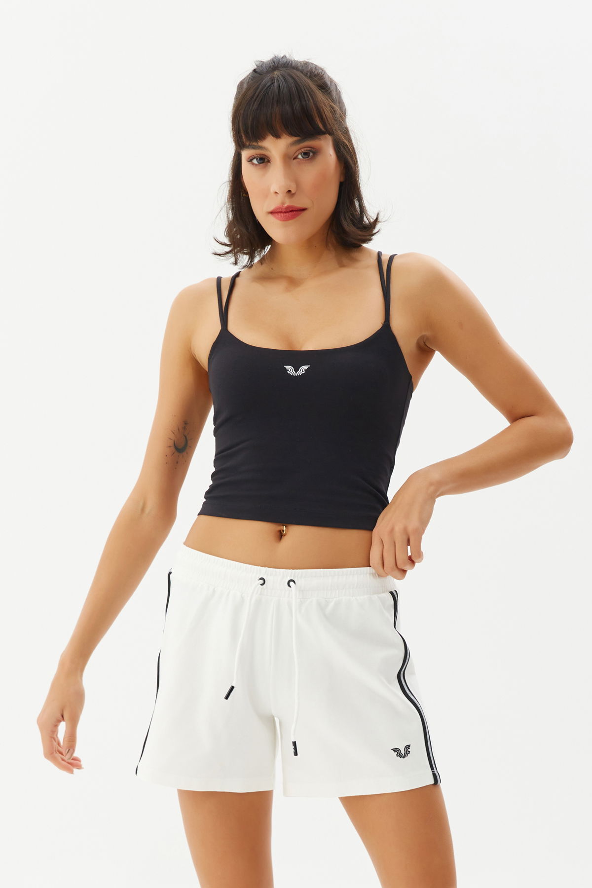 Kadın Siyah Pedli İp Askılı İç Göstermeyen Crop Boy Atlet | 0111 - BİLCEE