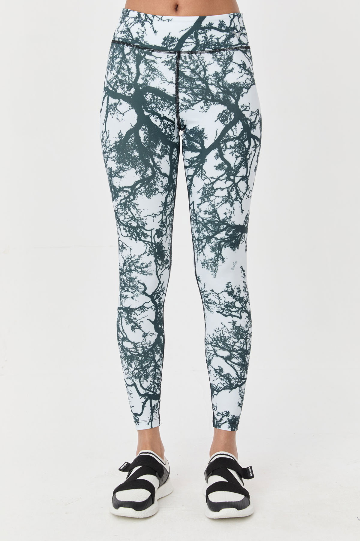 Kadın Beyaz Yüksek Bel Desenli Esnek Ve Toparlayıcı Spor Tayt | 8121 - BİLCEE