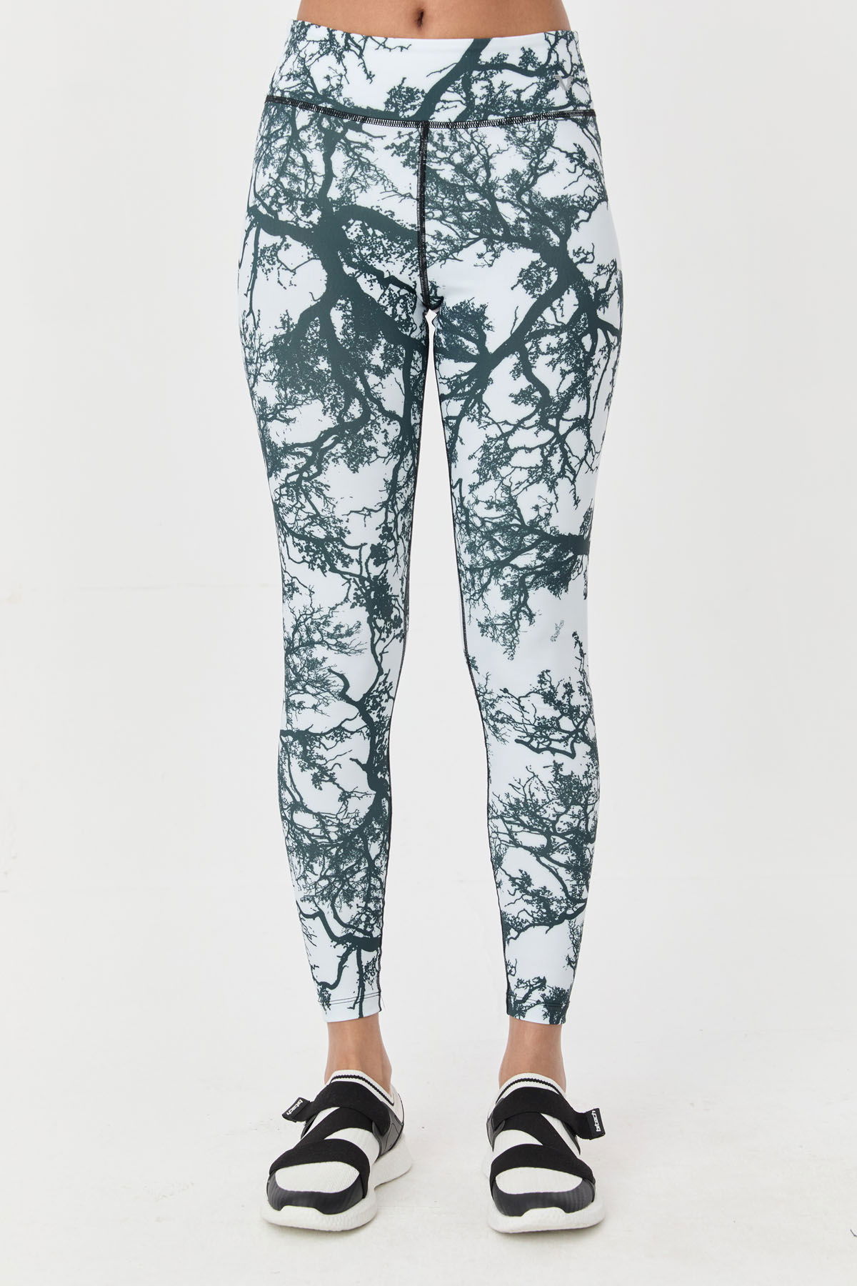 Kadın Beyaz Yüksek Bel Desenli Esnek Ve Toparlayıcı Spor Tayt | 8121 - BİLCEE