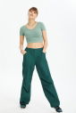 Kadın Yeşil Dokuma Paraşüt Kargo Cepli Bol Paça Pantolon 0831 - 6