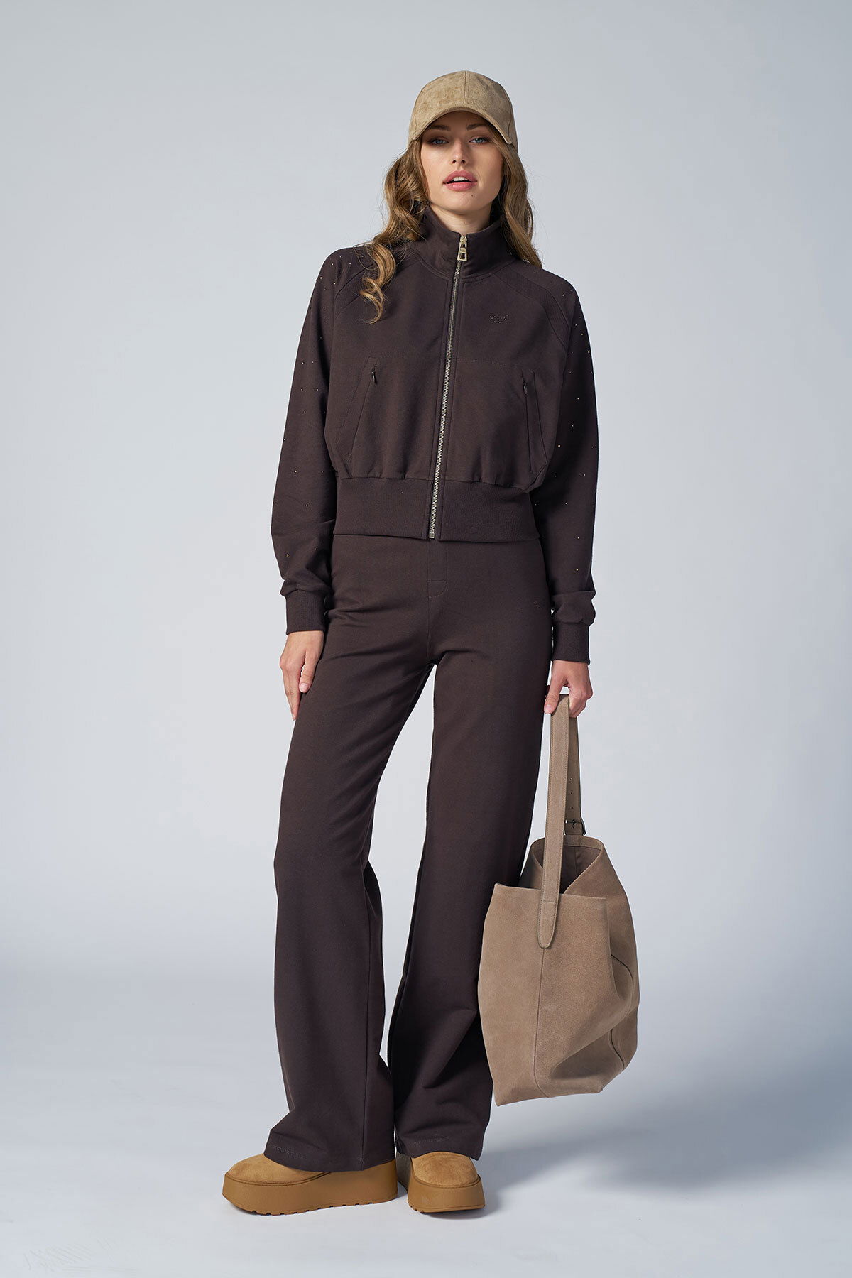  Kadın Kahverengi Fashion Taşlı Yumuşak Dokulu Fırçalı Kumaş Eşofman Takım |4563 - BİLCEE