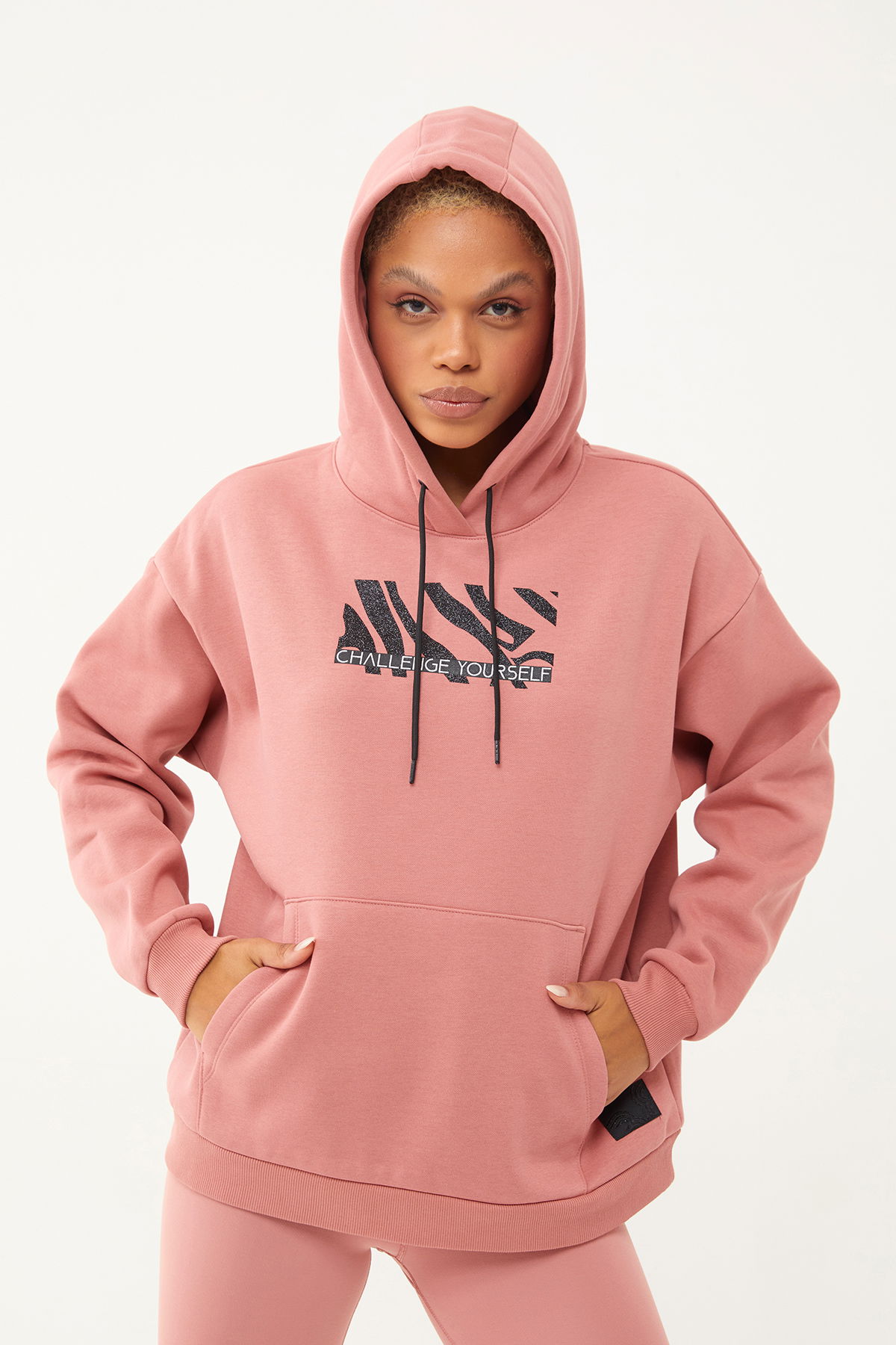 Kadın Pudra Sim Baskılı Kanguru Cepli Kapüşonlu İçi Şardonlu Sweatshirt | 1602 - BİLCEE (1)