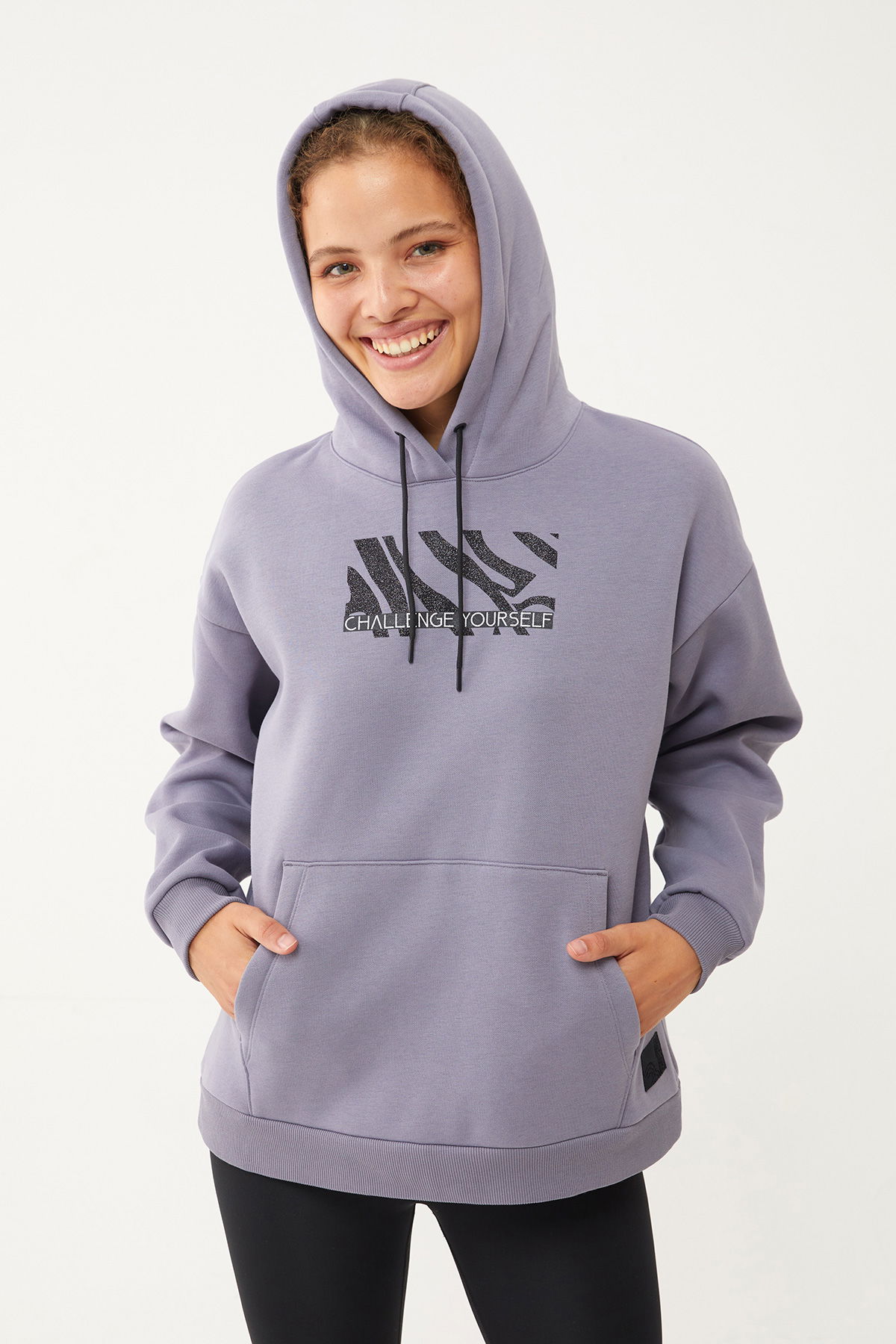 Kadın Açık Granit Sim Baskılı Kanguru Cepli Kapüşonlu İçi Şardonlu Sweatshirt | 1602 - BİLCEE
