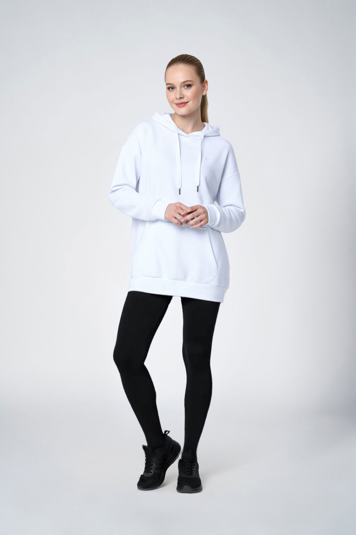 Beyaz Kadın Kapüşonlu Kanguru Cepli Pamuklu Spor Düz Sweatshirt | 8785 - BİLCEE