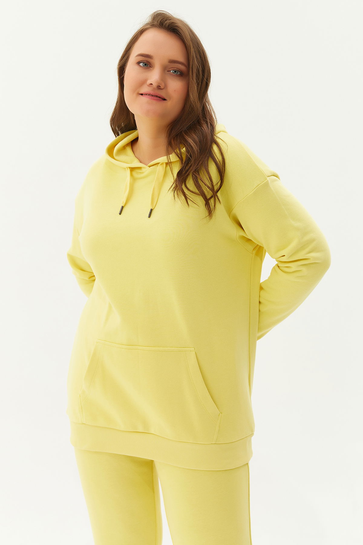 Kadın Sarı Kapüşonlu Kanguru Cepli Pamuklu Spor Düz Sweatshirt 8785 - BİLCEE (1)