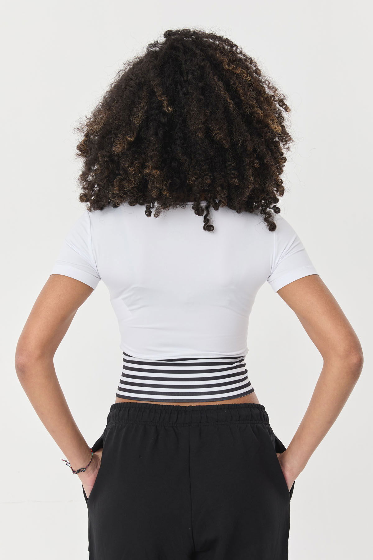 Kadın Beyaz Kısa Kollu Desenli Spor Crop Body | 0077 - BİLCEE (1)