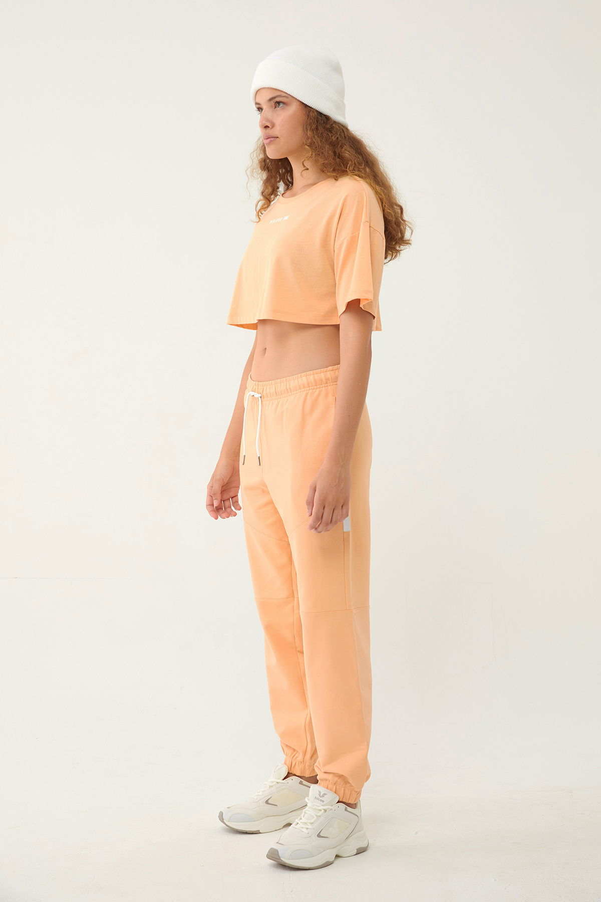 Kadın Somon Organik Pamuklu Oversize Crop Kısa Kollu Spor Tişört | 0763 - BİLCEE (1)