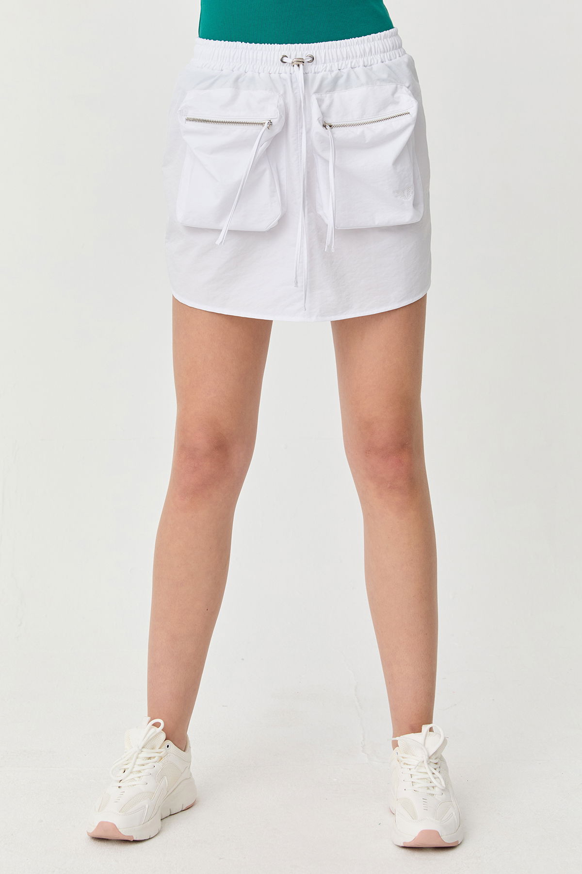 Kadın Beyaz Paraşüt Kargo İpli Ve Cepli Mini Etek | 9745 - BİLCEE