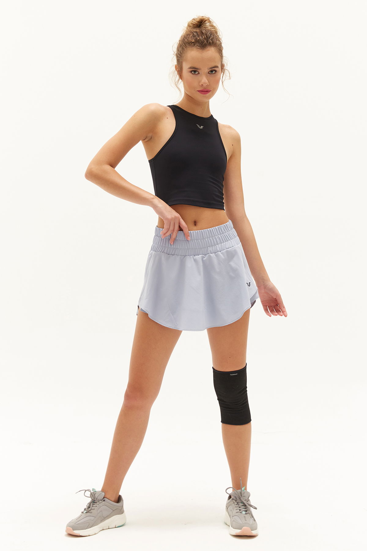 Kadın Gri İnce Dokuma Kumaş Spor ve Günlük Kullanım Mini Şortlu Tenis Etek | 0754 - BİLCEE (1)