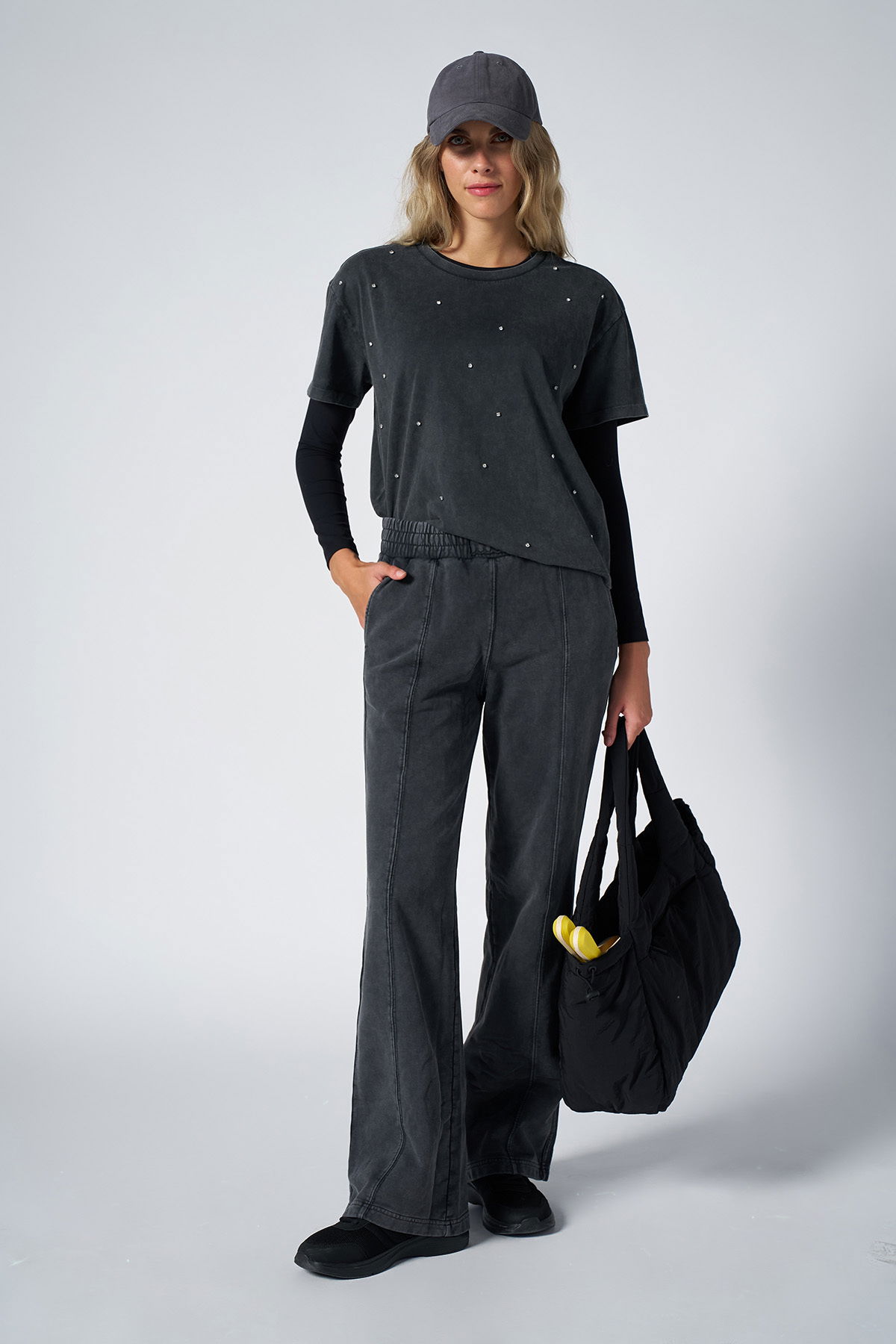 Kadın Antrasit Yıkamalı Washed Taşlı Oversize Tişört | 3912 - BİLCEE (1)