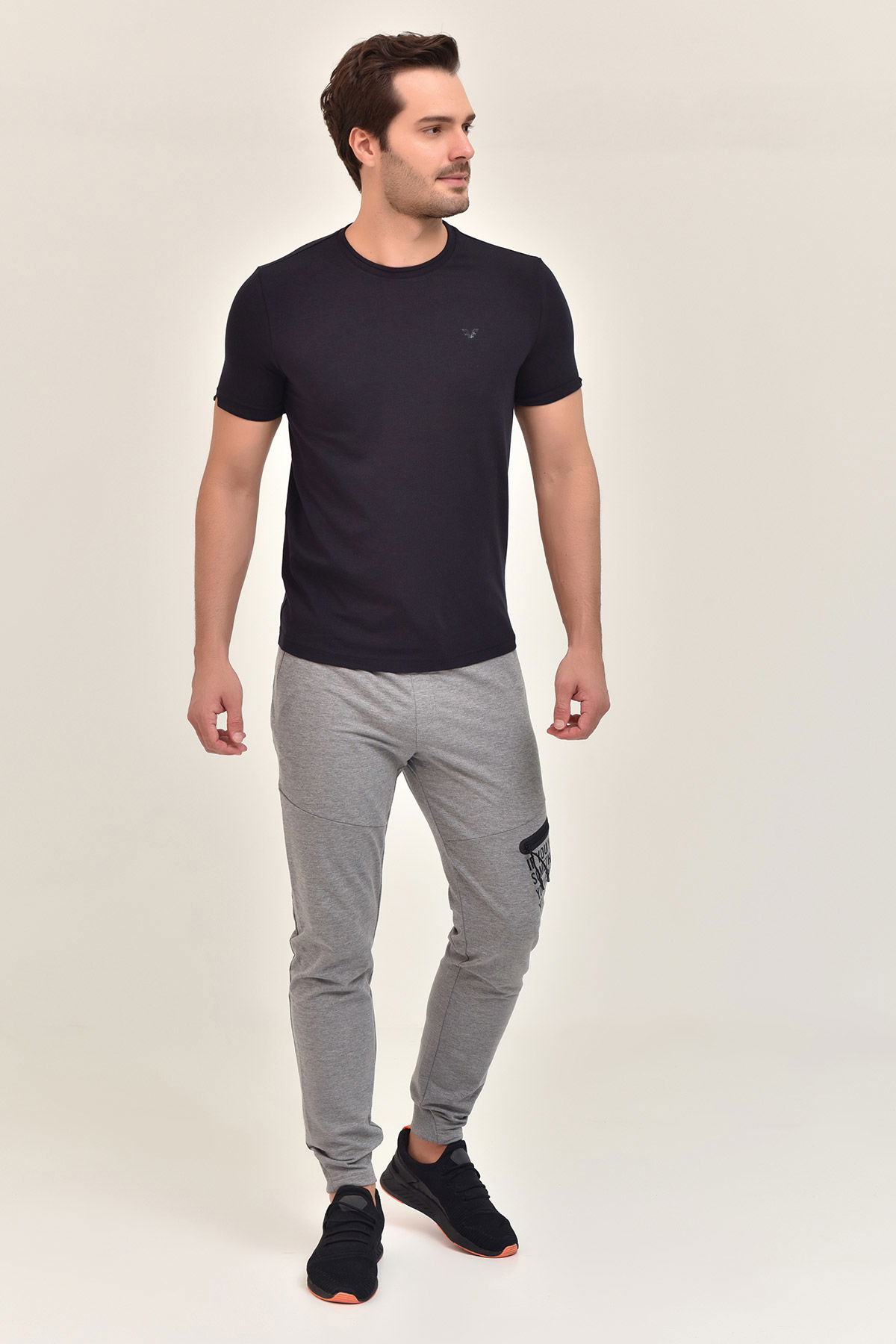 Erkek Siyah Bisiklet Yaka Büyük Beden Örme Tişört | 2106 - BİLCEE (1)