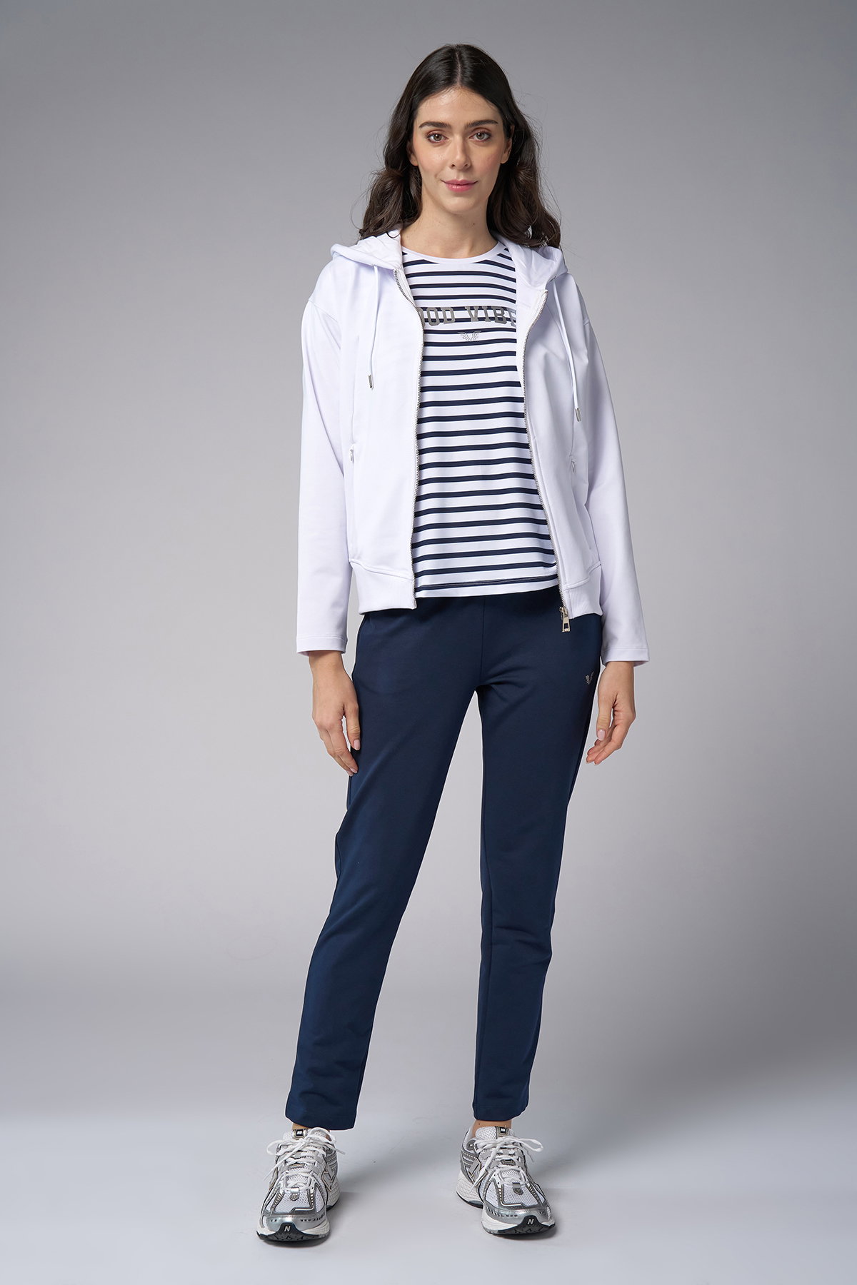 Kadın Beyaz Kapüşonlu 3'lü Eşofman Takımı | 4006 - BİLCEE