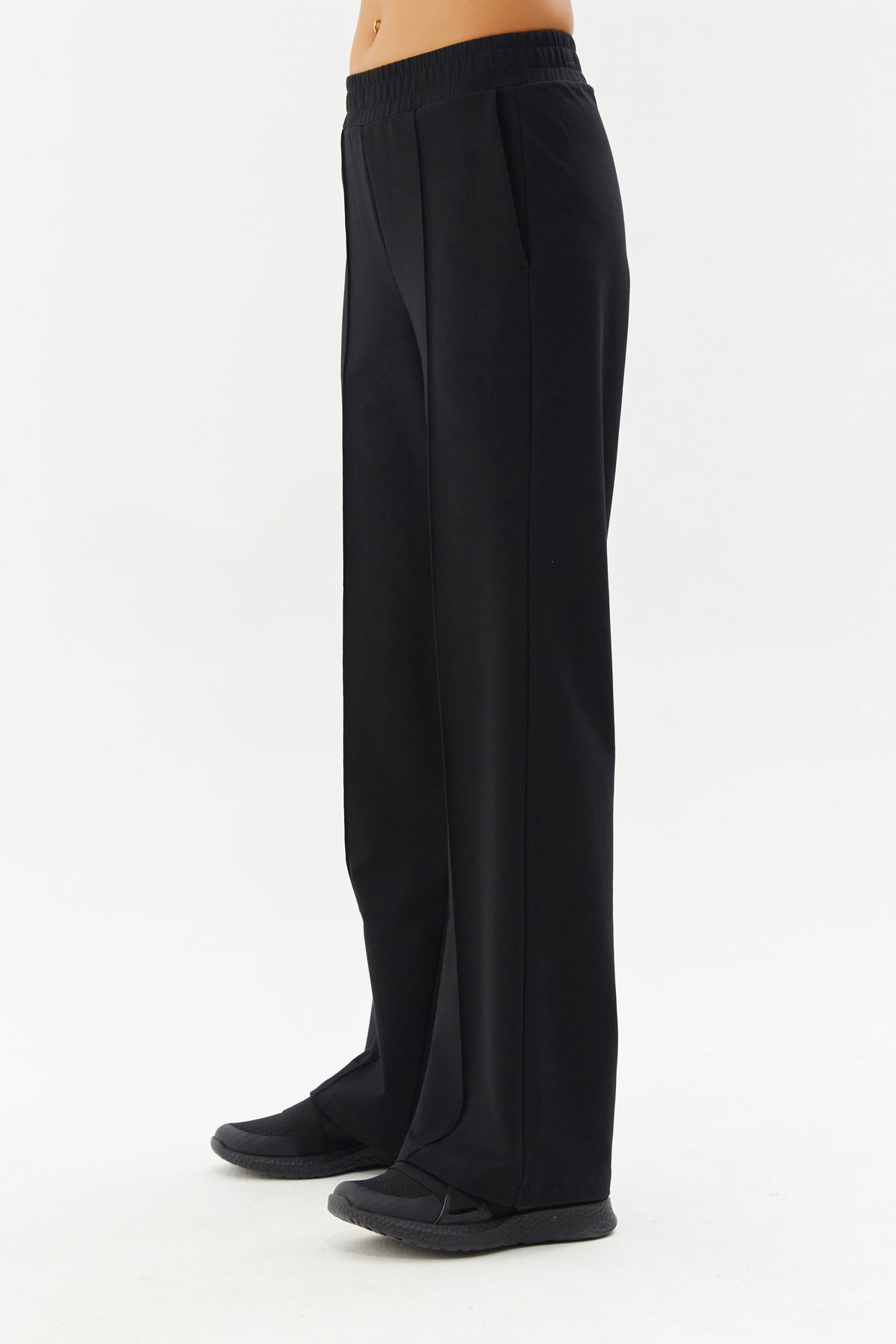Kadın Siyah Bol Paça Önü Dikiş Çizgili Eşofman Altı | 0135 - BİLCEE (1)