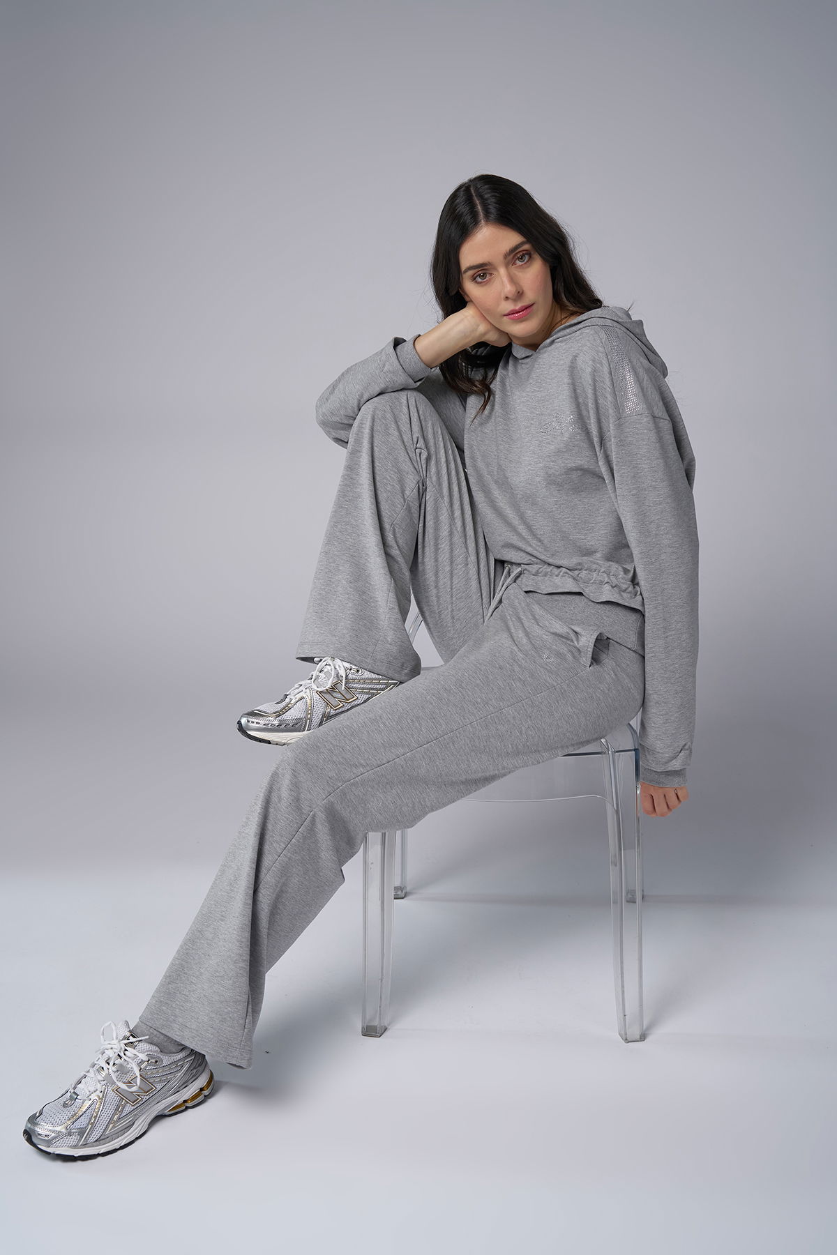 Kadın Gri Melanj Taş Baskılı Sweatshırt Pantolon Takım | 4043 - BİLCEE