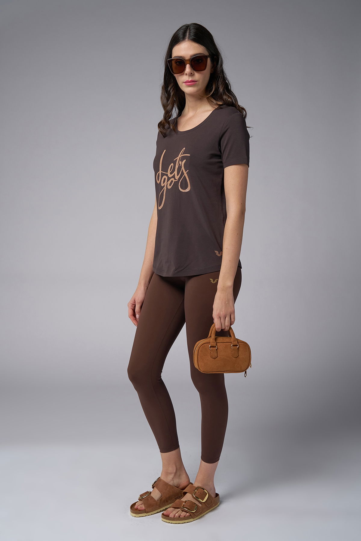 Kadın Kahverengi Sim Baskılı Tişört | 4178 - BİLCEE
