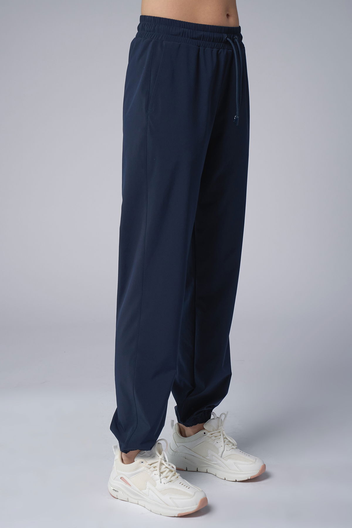 Kadın Lacivert İnce Hafif Kumaş Dokuma Eşofman Altı | 4167 - BİLCEE (1)