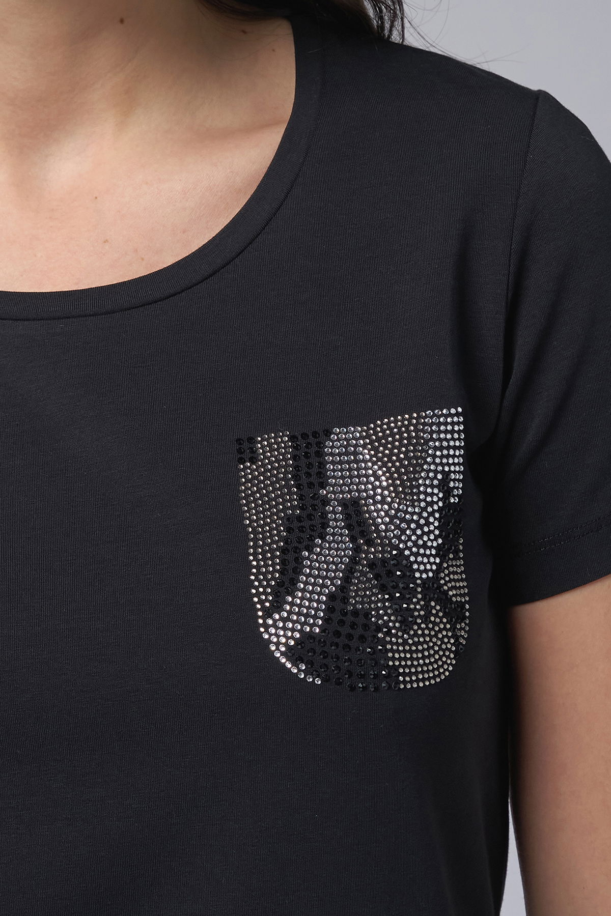 Kadın Siyah Cep Taş Baskılı Tişört | 4077 - BİLCEE (1)