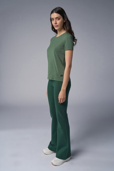 Kadın Yeşil Basic Fırçalı Yumuşak Kumaşlı Tişört | 3976 