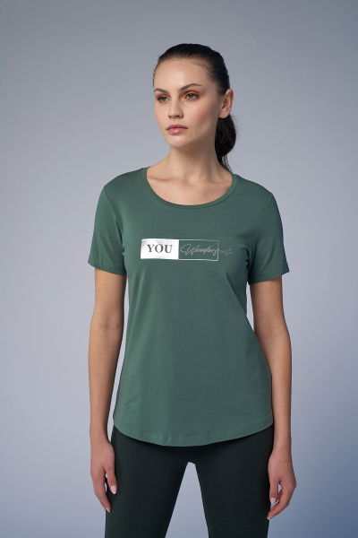 Kadın Yeşil Önü Baskılı ve Taşlı Tişört | 4069 