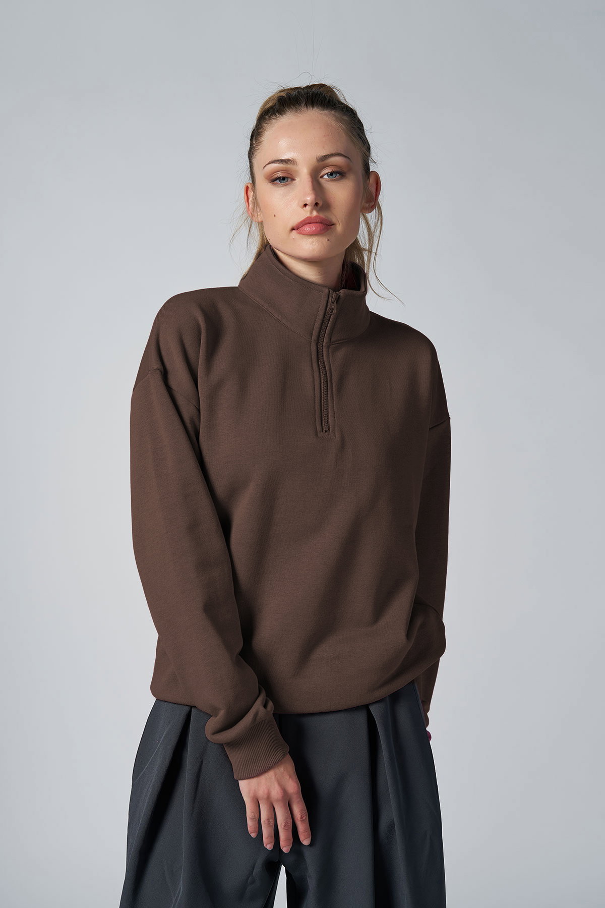 Peak Kadın Toprak Oversize Fermuarlı Yaka Sweatshirt | 7012 - PEAK