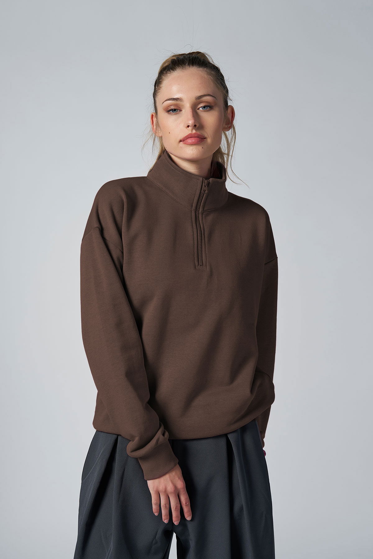 Peak Kadın Toprak Oversize Fermuarlı Yaka Sweatshirt | 7012 - PEAK