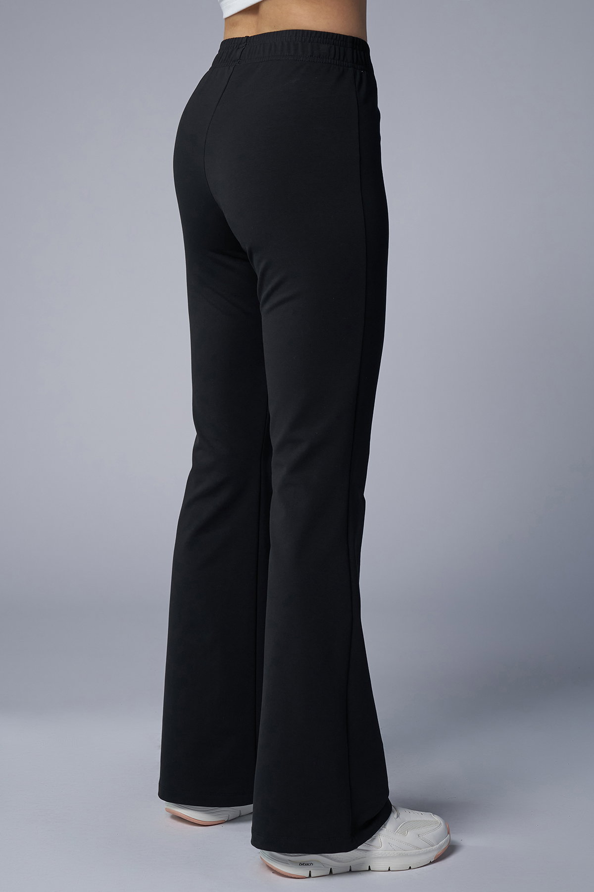 Peak Kadın Siyah Yüksek Bel Flare Pantolon Eşofman Altı | 7028 - PEAK